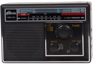 Переносной радиоприемник Ritmix RPR-191