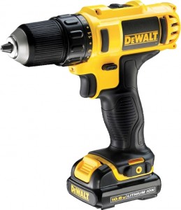 Дрель-шуруповерт DeWALT DCD710C2