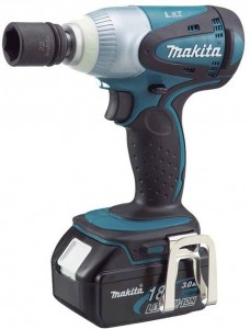 Гайковерт Makita DTW251RME