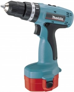 Шуруповерт Makita 8280DWAE