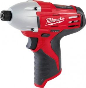 Шуруповерт Milwaukee C12ID-0