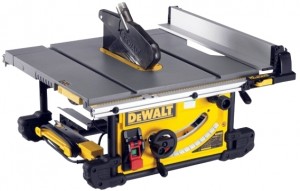 Дисковая пила DeWALT DWE7491