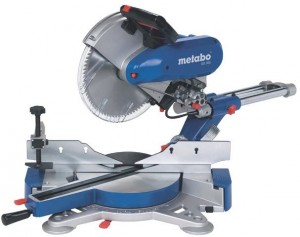 Торцовочная пила Metabo KGS 305 M