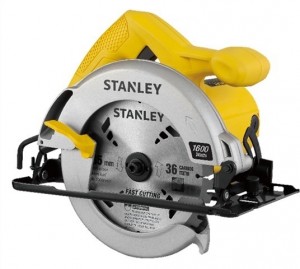 Дисковая пила Stanley STSC 1618