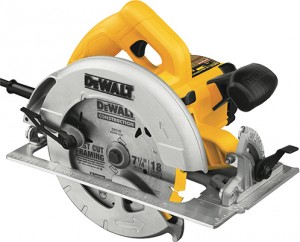 Дисковая пила DeWALT DW366A