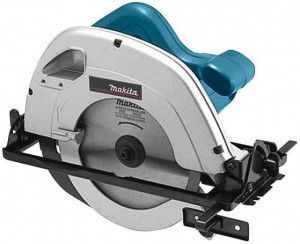 Дисковая пила Makita   5704RX