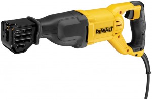 Сабельная пила DeWALT DW305