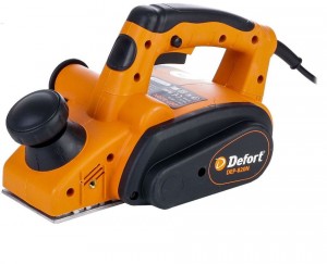 Электрорубанок DeFort DEP-820N