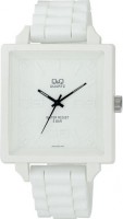 Женские часы Q and Q VR12-002