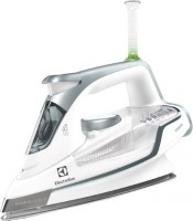 Утюг Electrolux EDB 6130