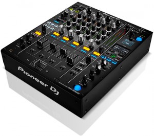 Микшерный пульт Pioneer DJM-900NXS2