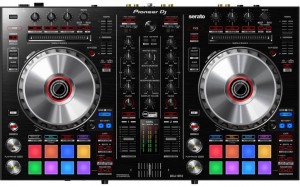 Микшерный пульт Pioneer DDJ-SR2