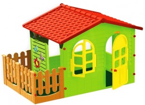 Пластиковый домик Mochtoys Садовый домик с забором 10498