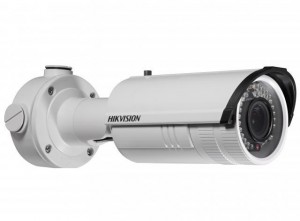 Наружная камера Hikvision DS-2CD2622FWD-IZS